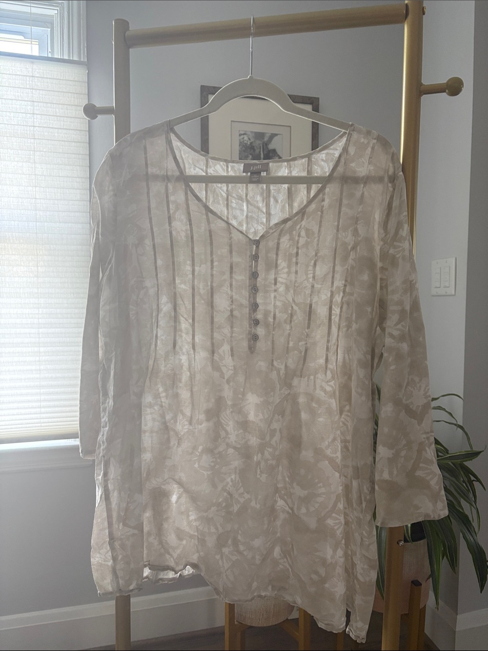 J. Jill Sheer Floral Pintuck Tunic in Light Beige